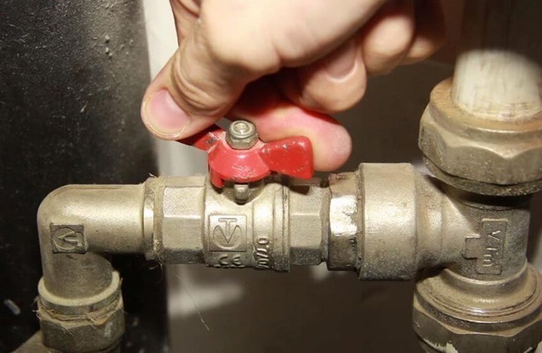 Перекрытие воды